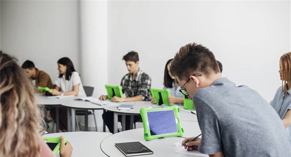 2023四川省武胜职业中专学校开设的专业一览表