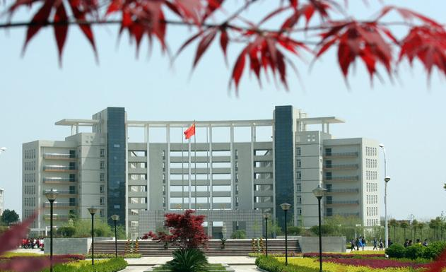 武汉交通职业学院