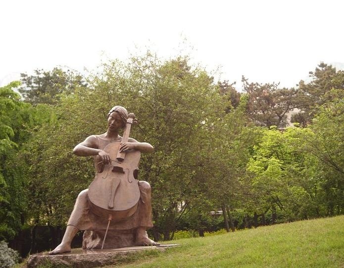德成女子大学