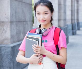 出国留学者