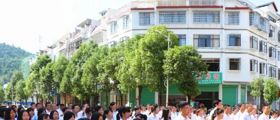 崇义职业中等专业学校