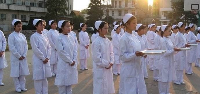 重庆市护士学校招生办