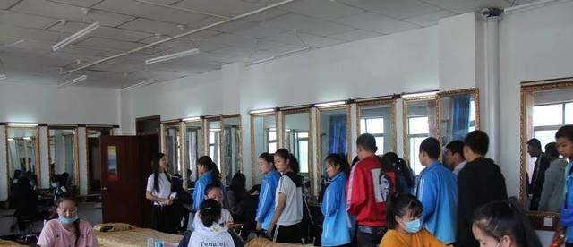 敦煌艺术旅游中等专业学校2022年报名条件、招生要求、招生对象