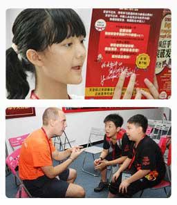 李阳疯狂英语集训营让“哑巴英语”彻底开口
