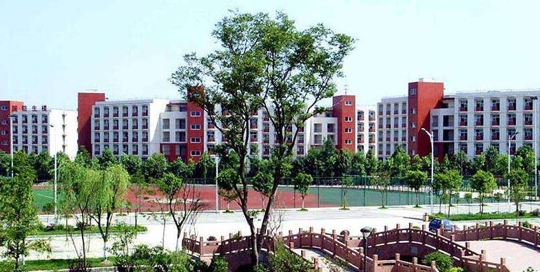 成都工业职业技术学院网站