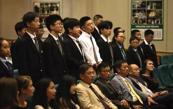 昆山美华学校开学典礼.jpg