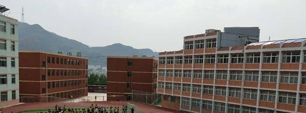 烟台外国语实验学校