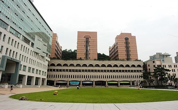 诚信女子大学