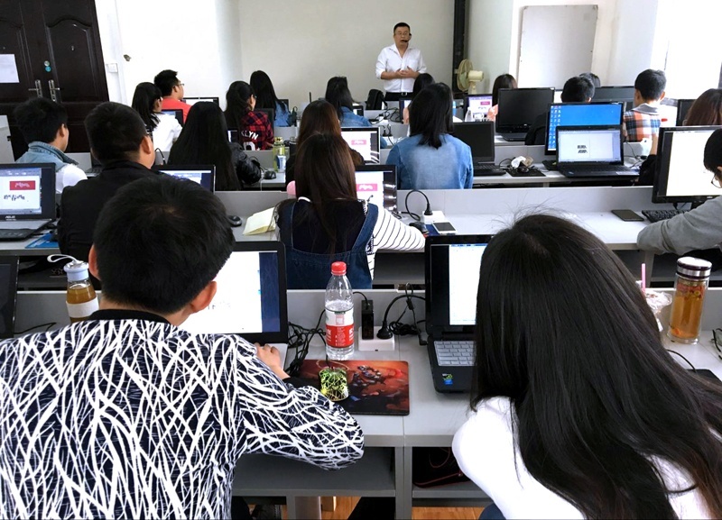 武汉银河教育学校环境