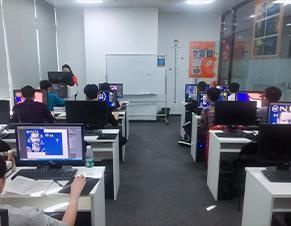 学员上课
