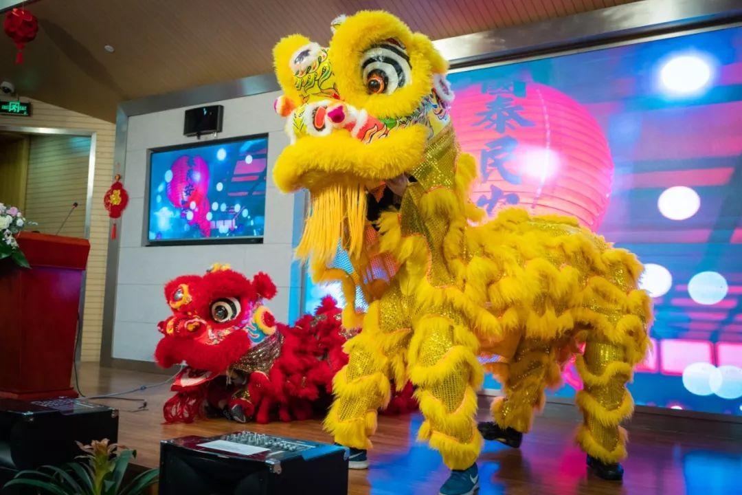 春节晚会.jpg