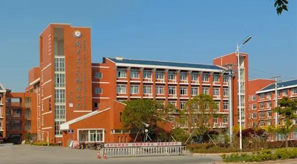 南京东山外国语学校大楼