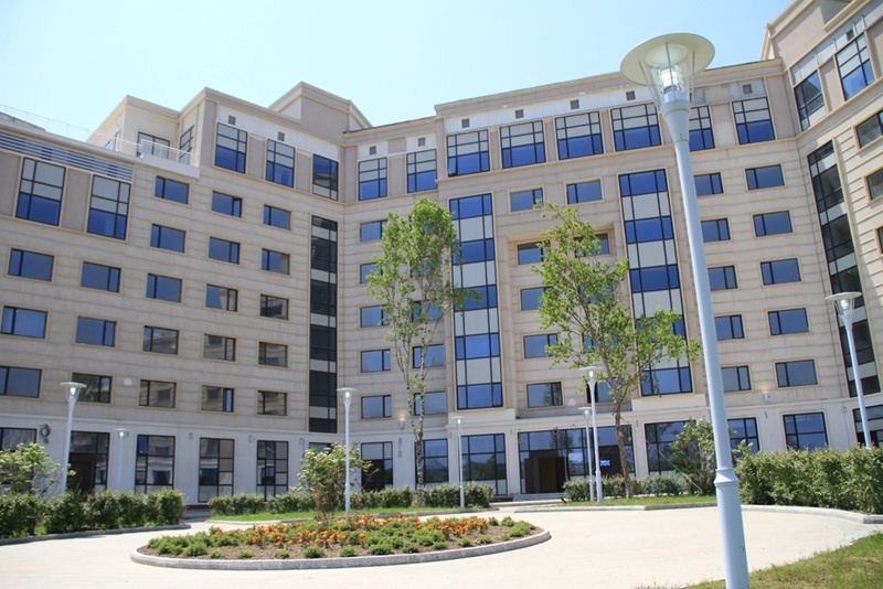 远东联邦大学