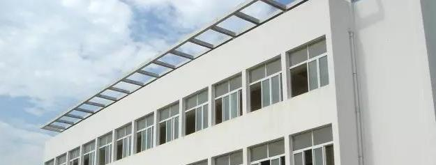 赤壁机电信息技术学校6