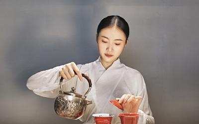 对茶艺课程有一定兴趣者。