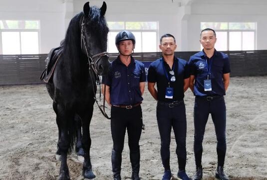 苏州阿德科特学校马术课程