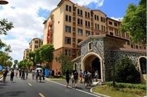 上海外国语大学贤达经济人文学院