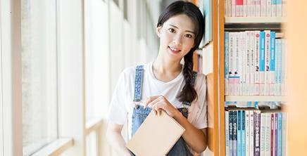 高中英语水平，词汇量2500左右的学员