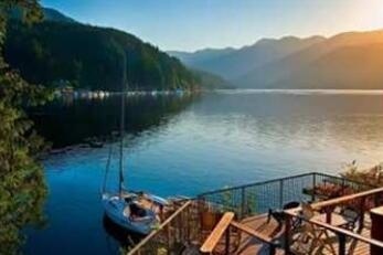 2018年中加枫华初中Summer School