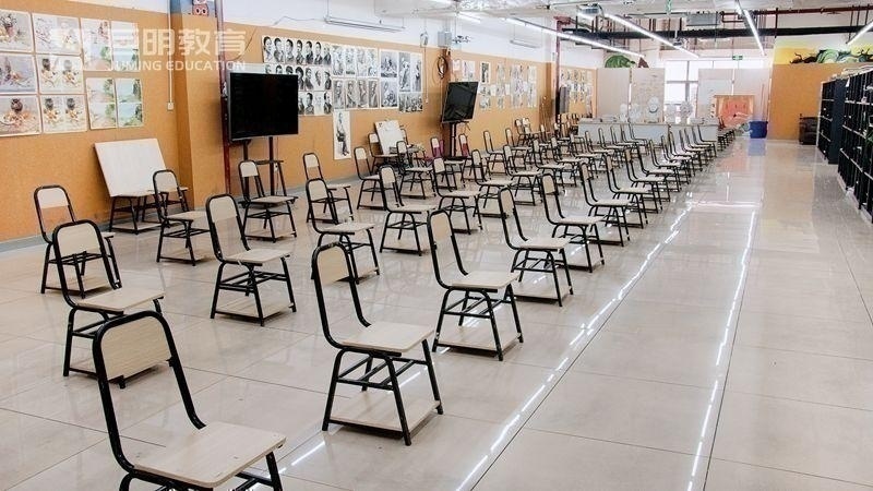 重庆美术艺考学校