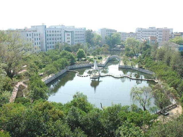 八角塘