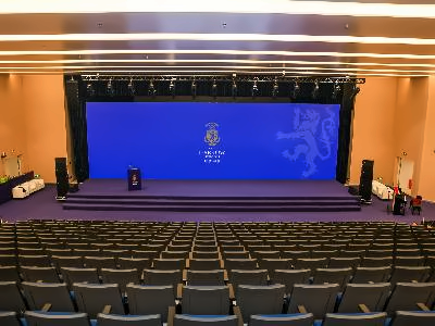 深圳前海哈罗港人子弟学校校园环境