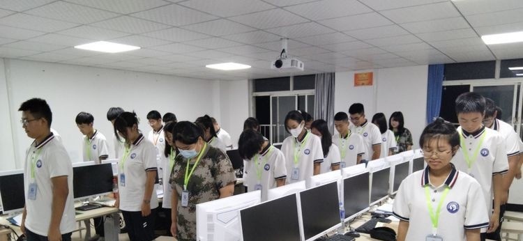 秦皇岛升华中等职业学校