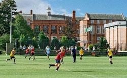 罗素湖学院