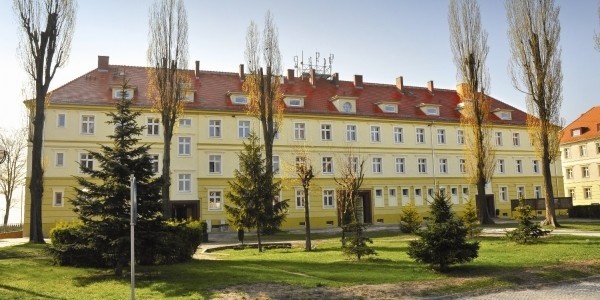 大波兰戈茹夫国立高等职业学校