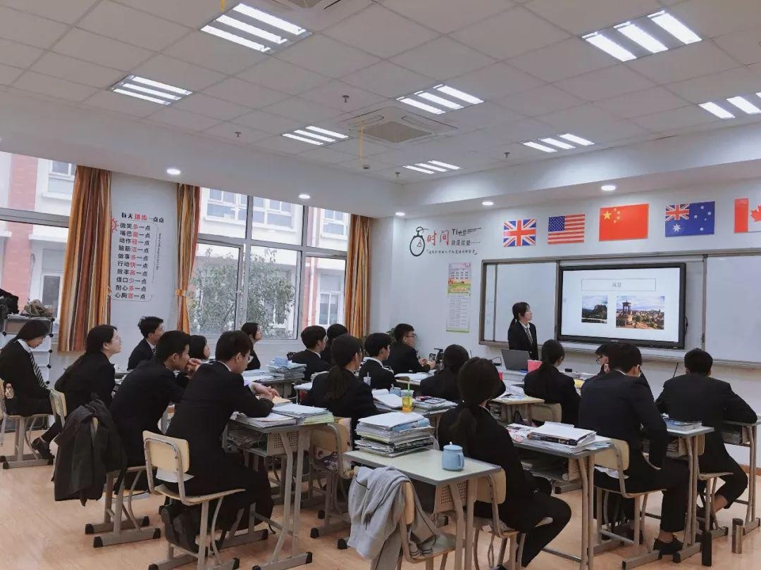 上海金苹果双语学校国际部系列班会.jpg