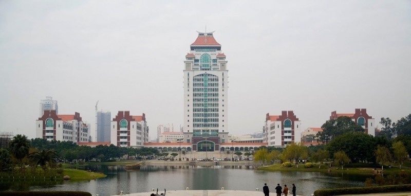 西双版纳职业技术学院五年制大专是几专