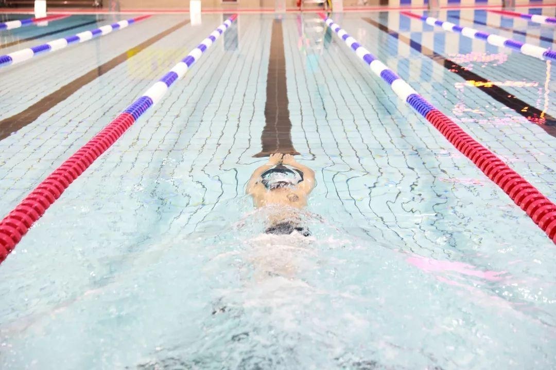 游泳课程.jpg