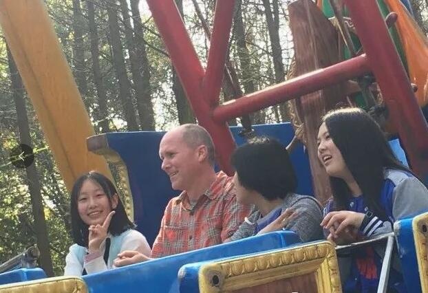 游乐场.jpg
