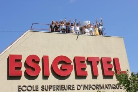 高等計算機與電信工程師學(xué)校