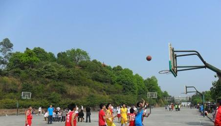 宜宾县柳加职业中学