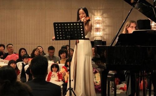 小提琴演奏
