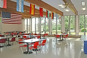 北京市第八中学怡海分校国际部餐厅