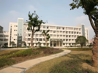 常州市前黄高级中学国际分校花园