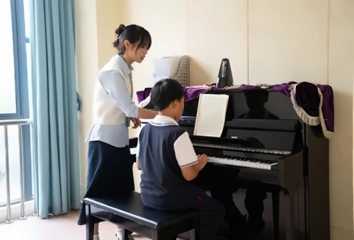 湖州市南太湖双语小学社团课