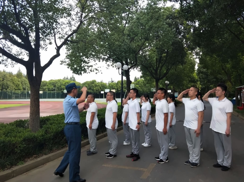 新生军训.jpg