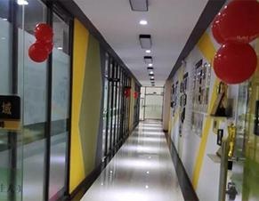 学校走廊