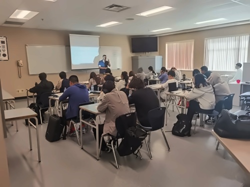 中加楓華國際學校夏校