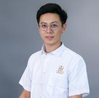 杨成龙 校办主任兼网络中心负责人