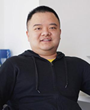 高卓夫