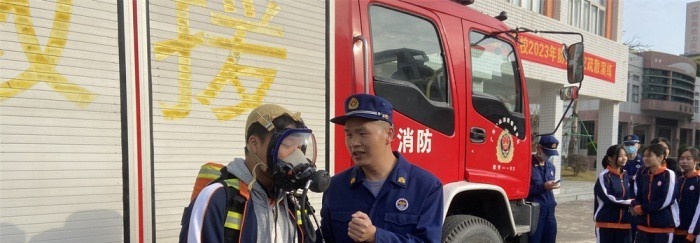 中山火炬开发区理工学校