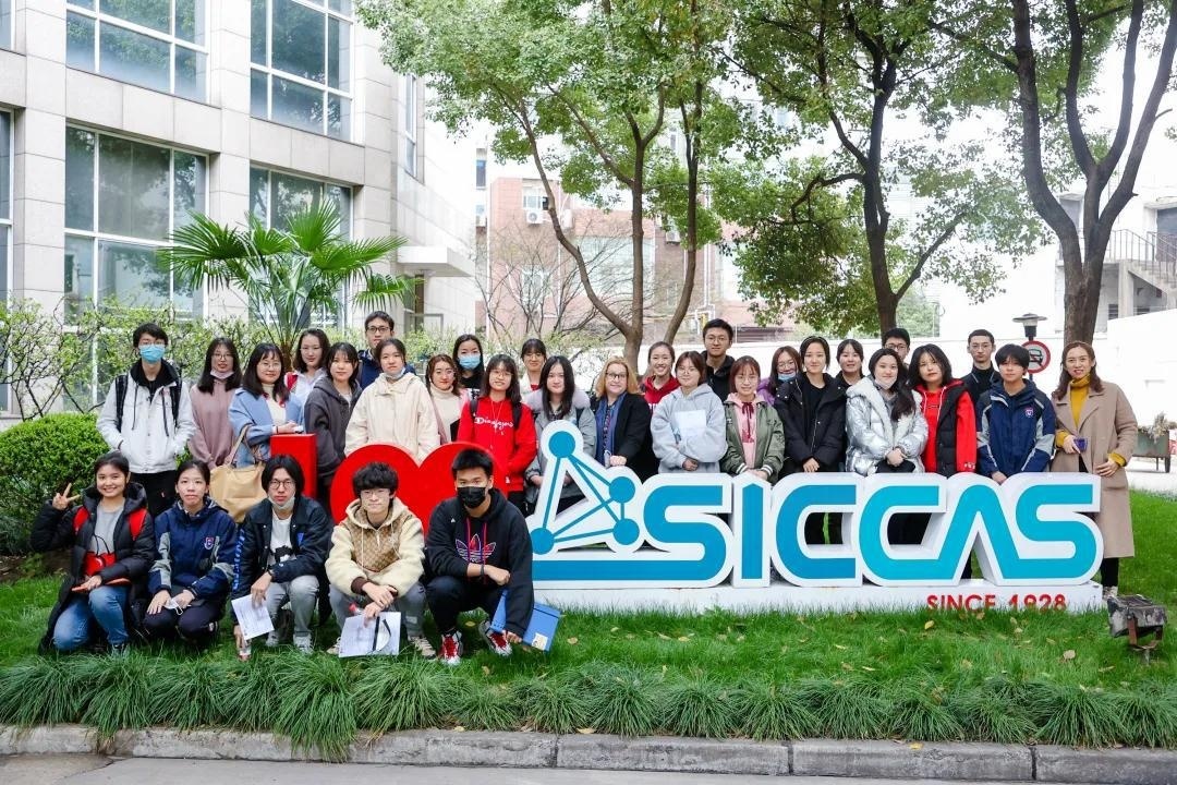 上海德英乐学院