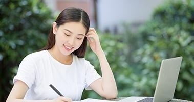 大学在读