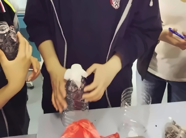 美国诺科学校上海分校废水过滤实验.jpg