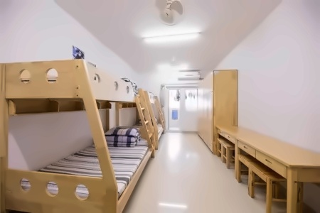 中学生宿舍.jpg
