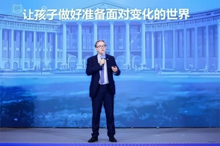 英雅盛彼德